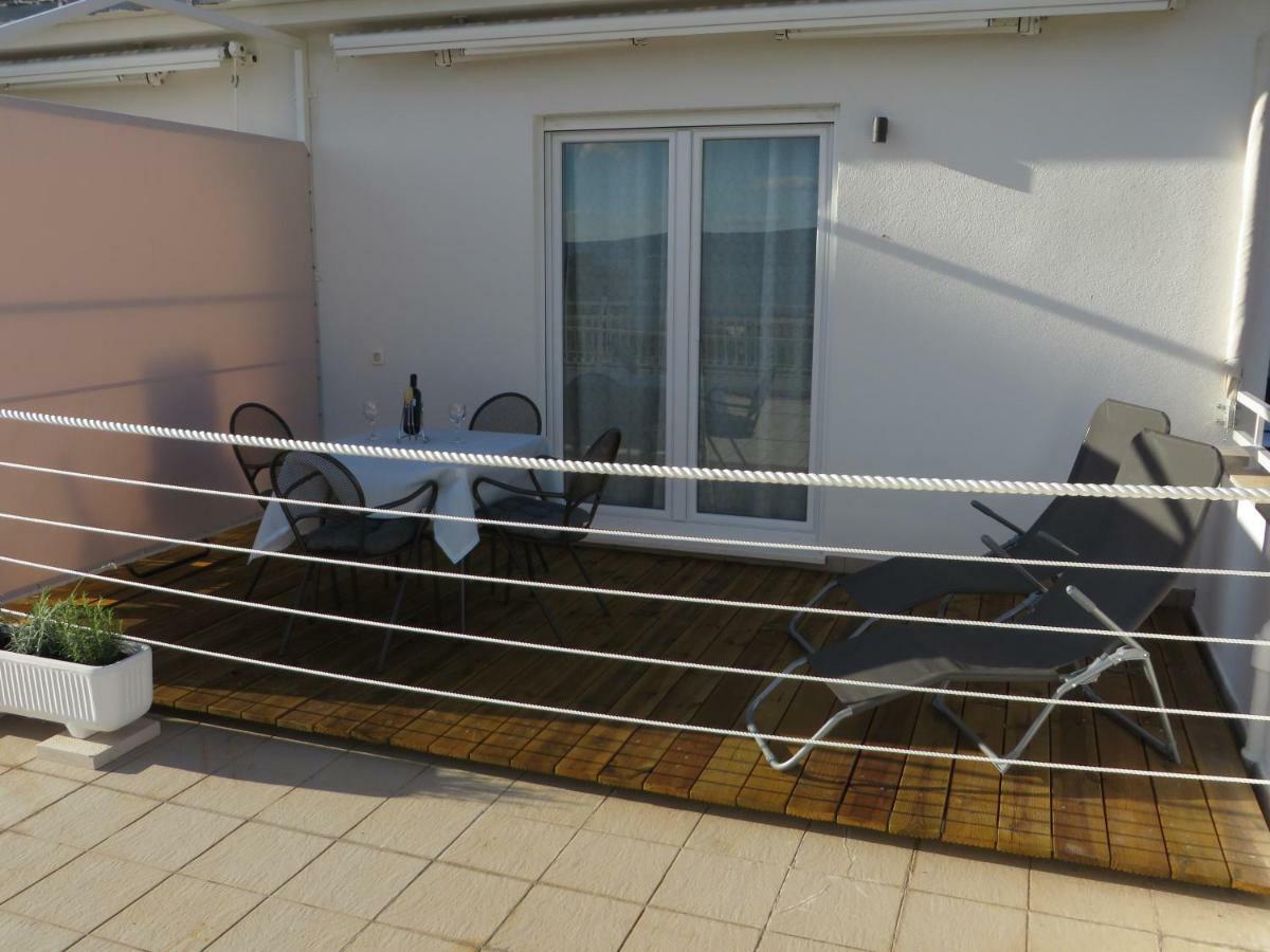 Apartmani Raos Dugi Rat Luaran gambar